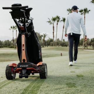 ⛳️Vyrobený ve Velké Británii🇬🇧, ručně kompletovaný a vybavený nejpokročilejšími technologiemi, Q Follow 2025 je víc než...